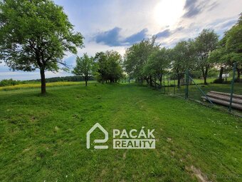 Prodej pozemku o výměře 1.100 m2 určeného k výstavbě rodinné - 3