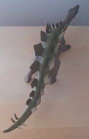 Dinosaurus - 3