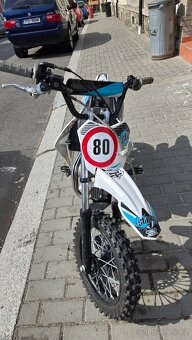 STOMP 90 - 3
