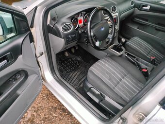 Ford focus 1.6i 16v 74kw combi R.v.2010 - 3