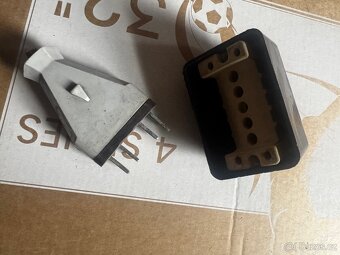 Čápová zásuvka/zástrčka 4P 380V 16A - 3