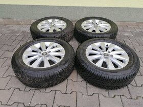 5x112 16 6J ET43 Seat vč. Pneu 8mm 215 60 16 - 3