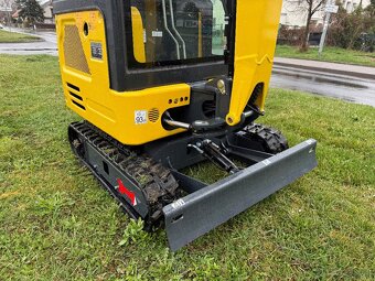 Bagr D130 KUBOTA MOTOR kabina joystick - 3