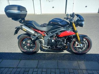 Triumph Speed Triple 1050 R - 3
