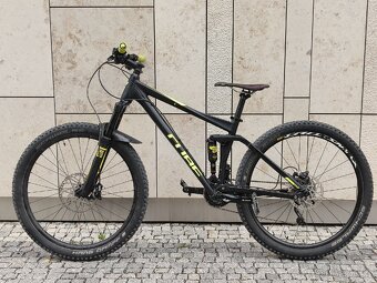 Cube Stereo 140 HPA Race 27.5 M - 3