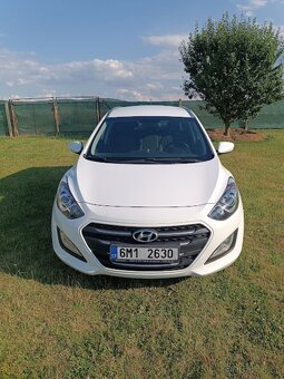 Hyundai i30 1.6 trik. komfort r.v. 2016 - 3