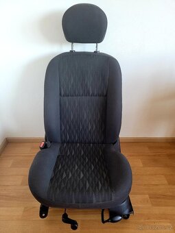 Sedadlo řidiče Ford Focus 2 - 3