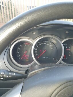 Suzuki , Grand Vitara , 1,9 DDiS , 4X4 , 3 dveře . - 3