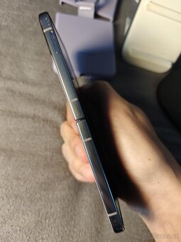 Samsung Galaxy z flip 4 128 gb - 3