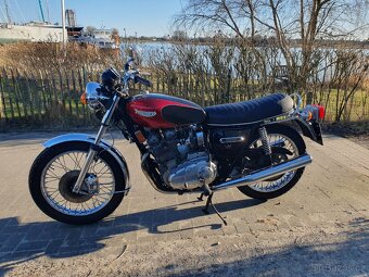 Triumph Trident T160 - 3