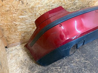 ZADNÍ NÁRAZNÍK ŠKODA OCTAVIA 2 SEDAN 9892 - 3