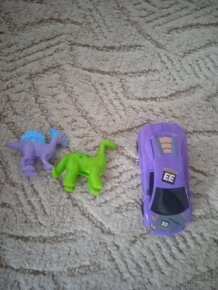 Koníci, pistole,auto - 3