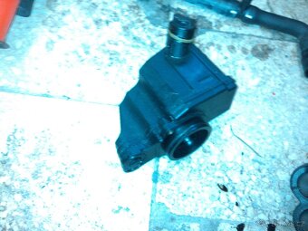 Díly motoru AKQ Golf 1.4 16V - 3