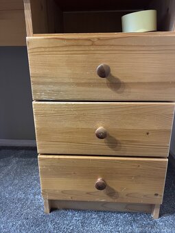 Dřevěný dětský stůl - 3