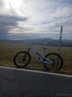 Canyon Spectral 5 - 3