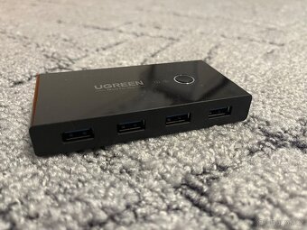Ugreen 2 in 4 switch - 3