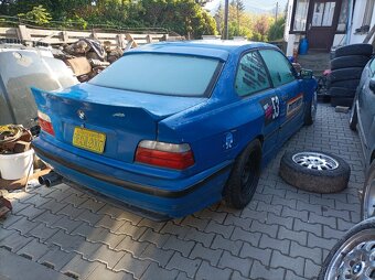 BMW E36 328 coupé drift - 3