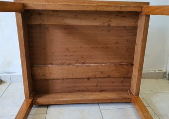 Stůl 70 x 60 cm - 3