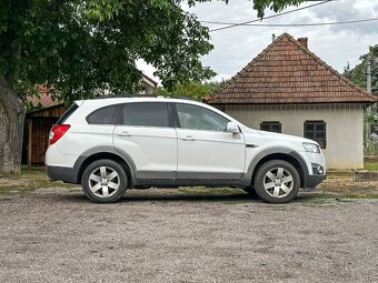 Chevrolet Captiva 2.2 D LS - 3