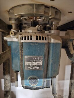 Horní frézka Makita RP2300 FC - 2300W - 3