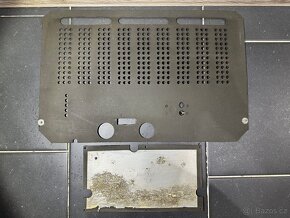Staré rádio Tesla 619A, zadní a spodní stěna, kryt - 3