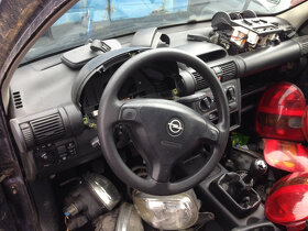 Opel Corsa B 1,2 16V 1999 rok, díly - 3