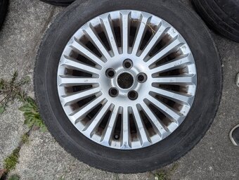 ALU Kola Ford R16 - 3