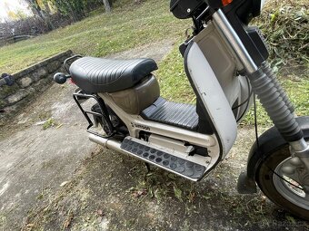Prodám Simson SR 50 skútr motor po go - 3