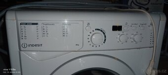 Automatická pračka Indesit 4kg - 3
