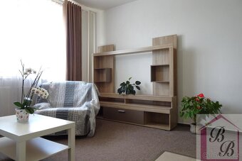 Pronájem bytu 2+kk+L, 41 m2, ul. tř. Václava Klementa, Mladá - 3