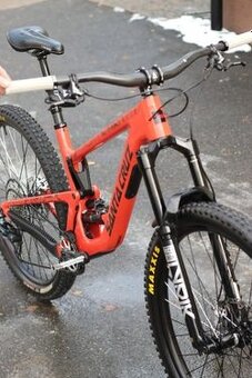 Prodám kolo Santa Cruz HIGHTOWER 2 CC vel.L 2021 - 3