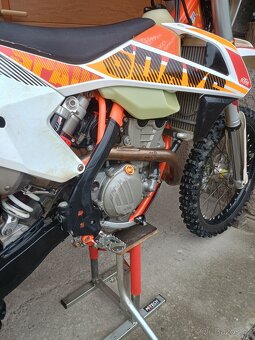 Prodám KTM 250 Exc-f Six day 2017 - 3