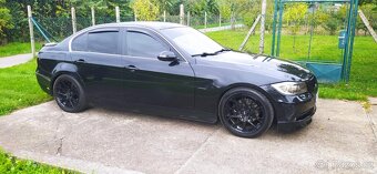 BMW E90 325i 160kW šestiválec + LPG - 3