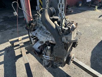 prodám na Renault Master III motor 2.3dci - 3