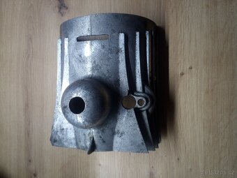 Prodám kryt karburátoru na jawa - 3
