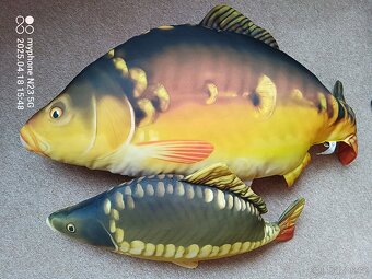 Polštářek KAPR LYSEC zn."GABY" vel."62cm + 90cm" - 3