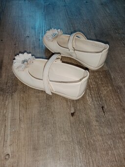 Dívčí střevíčky - 3