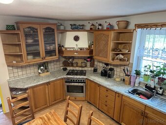 KUCHYŇ - DUB MASIV - 3