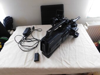 Digitální videokamera Sony HVR-HD1000E - 3