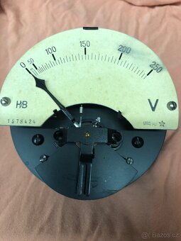 Voltmetr - 3
