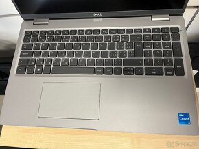 Dell Latitude 5520đź’» - 3