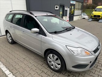 Ford Focus 2,0 TDCi Duratorq Trend (2010) - 3