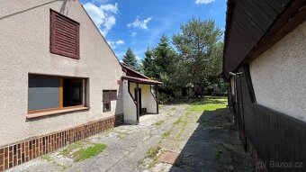 Rodinný dům vč. technických staveb na pozemku 3496m2 - 3