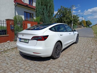 Tesla Model 3 Std Range Plus - 3