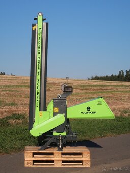štěpkovac špalíkovač za traktor do120mm s dopravnikem - 3