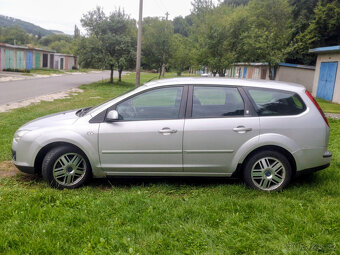 Ford Focus GHIA MK2 1.6 TDCi 80 kW, Kombi, r.v. 2006 - 3