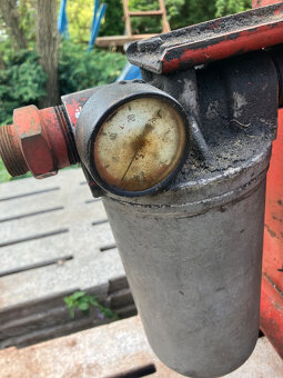 Hydraulika. Nádrž na malotraktor. - 3