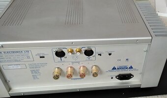 NAD S200 - koncový zesilovač - 3