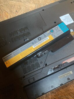 Lenovo IdeaPad G780 - 3