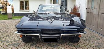Chevrolet Corvette C2 z roku 1964 - 3